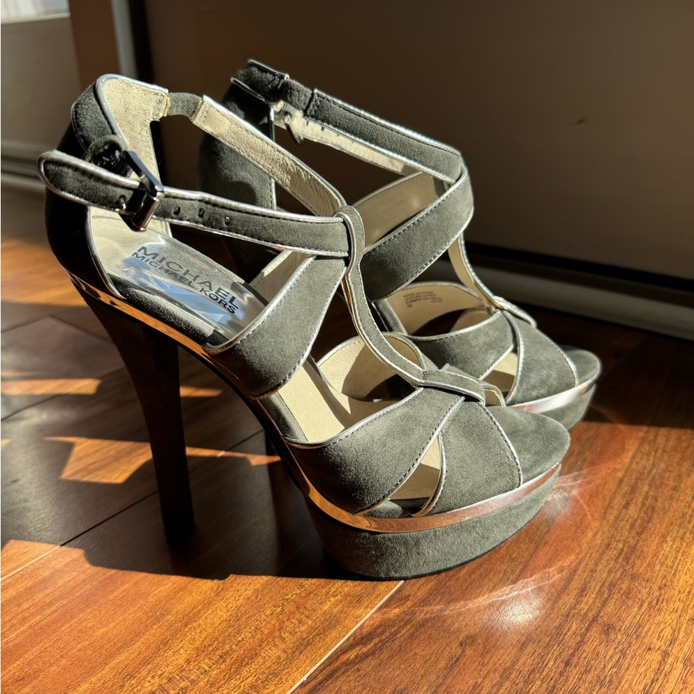 Michael Kors Platform strappy heels size 7